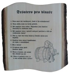 Desatero pro vinaře č.702 na desce s kůrou