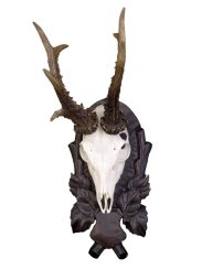 Podložka pod trofej č.106 - černá lipová ratolest