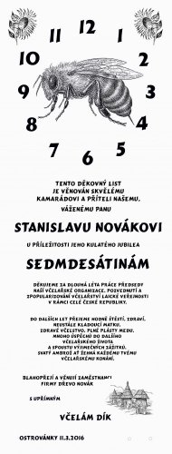 Gratulace včelař s hodinami č.695 na desce s kůrou 3D