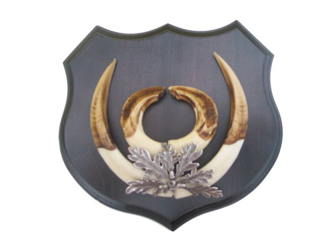 Podložka pod trofej č.362 - černá + plechové krytí