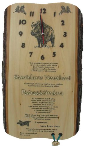 Gratulace myslivec s hodinami č.748 na desce s kůrou 3D
