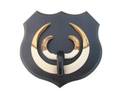 Podložka pod trofej č.364 -  černá + dřevěný nos